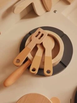 Cuisinette équipée Avec Rideau - En Bois FSC® Multicolore - Vertbaudet 10 Cuisinette équipée Avec Rideau - En Bois FSC® Multicolore - Vertbaudet -Enfants Jeux Magasin cuisinette equipee avec rideau en bois fsc 4